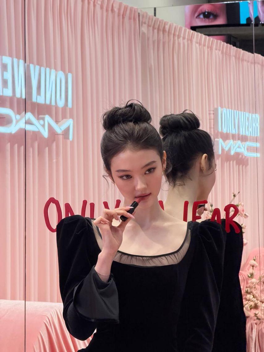 MEOVV (미야오) 엘라0