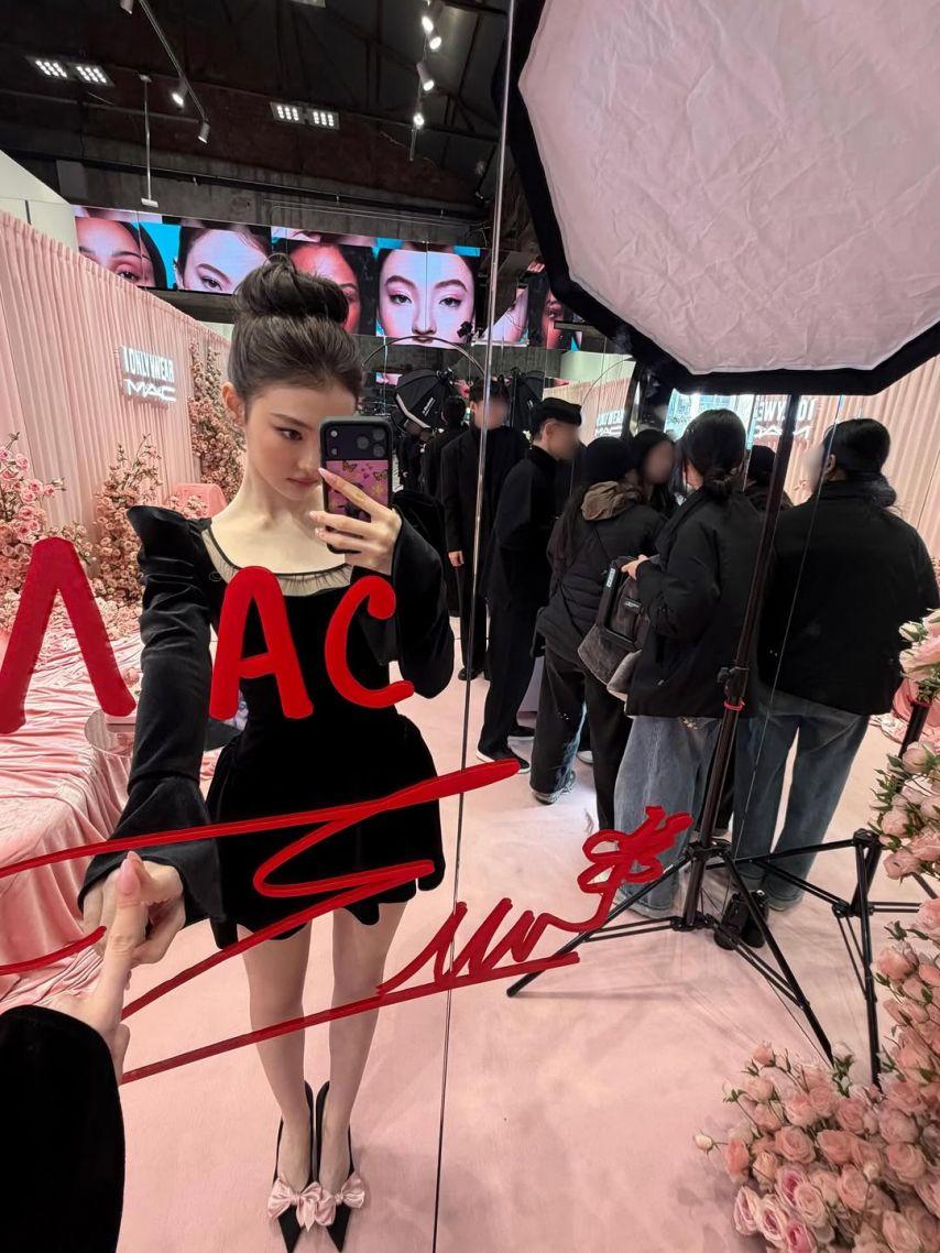 MEOVV (미야오) 엘라4