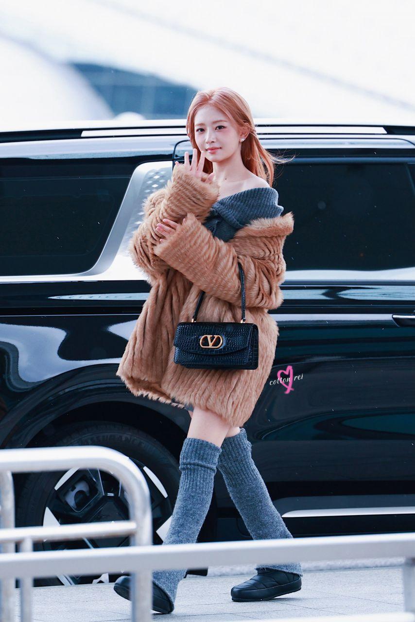 오늘 출국하는 아이브 레이10