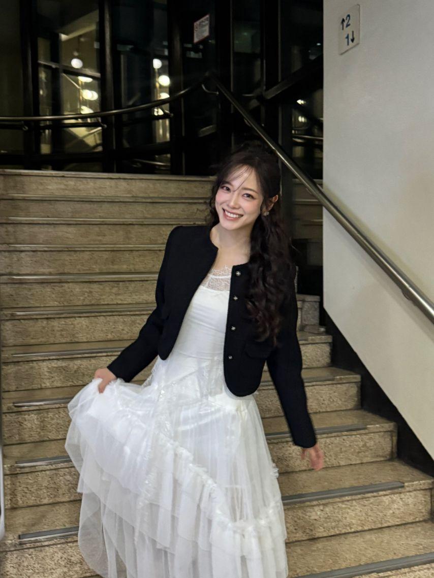 김세정 인별 등 10cm의쓰담쓰담/ 열번째편지 D-10