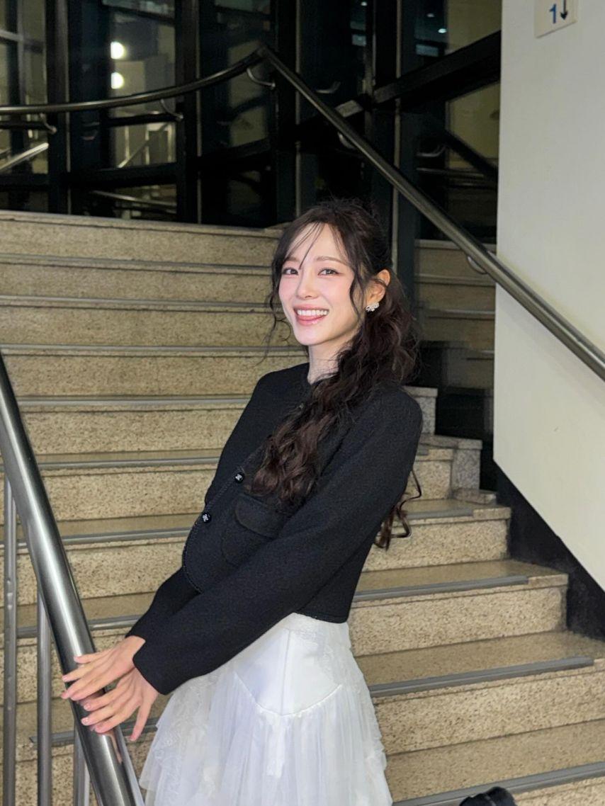 김세정 인별 등 10cm의쓰담쓰담/ 열번째편지 D-12