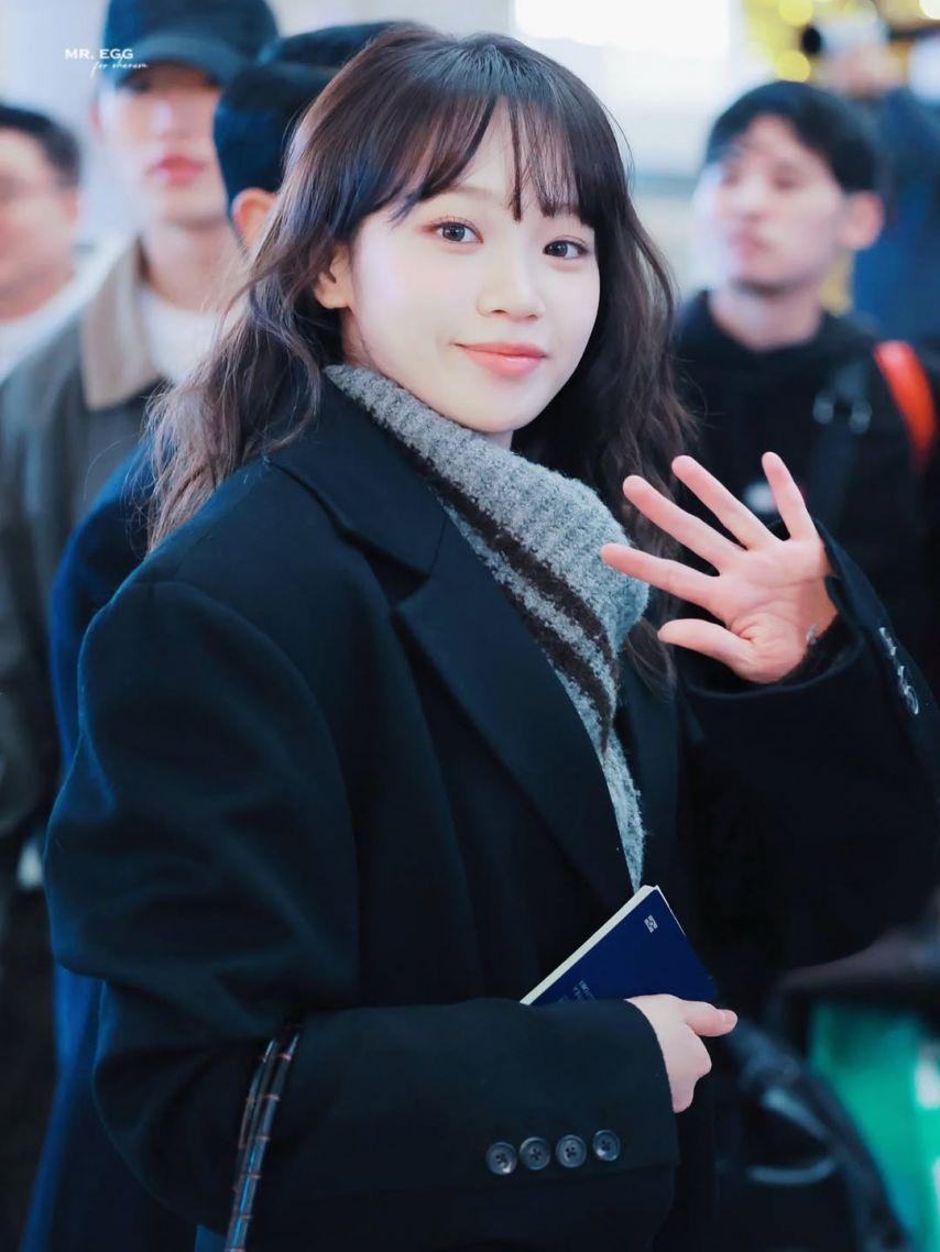 LE SSERAFIM (르세라핌) 김채원16