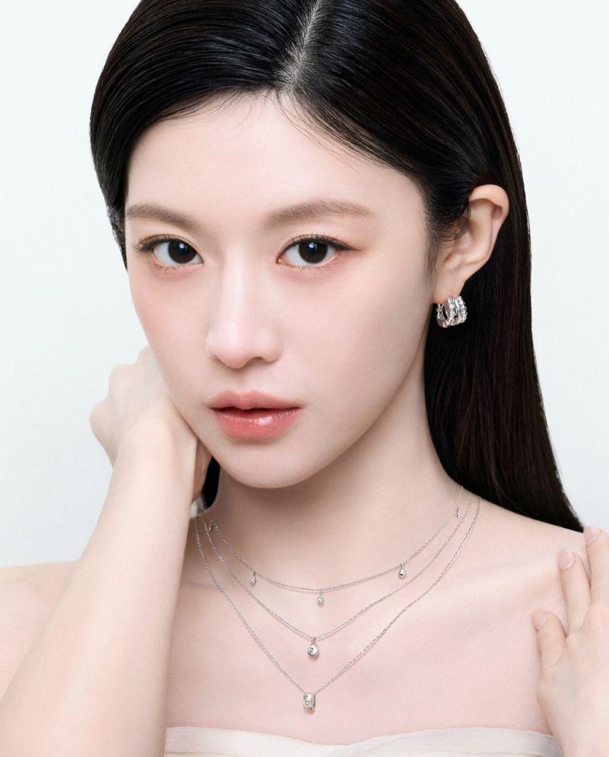 고윤정 신시아선물인증 등/ 디디에두보3