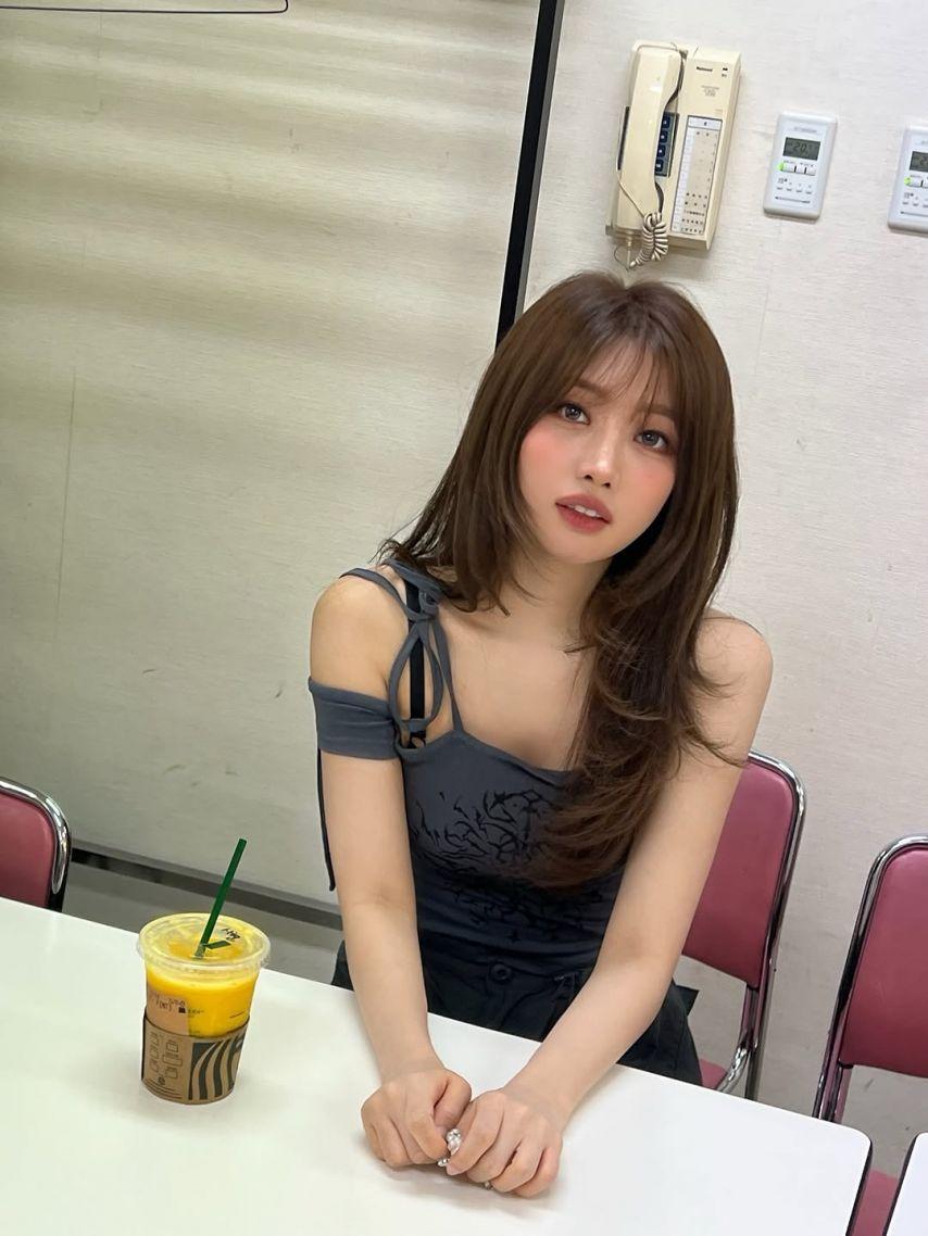 EVERGLOW (에버글로우) 시현0