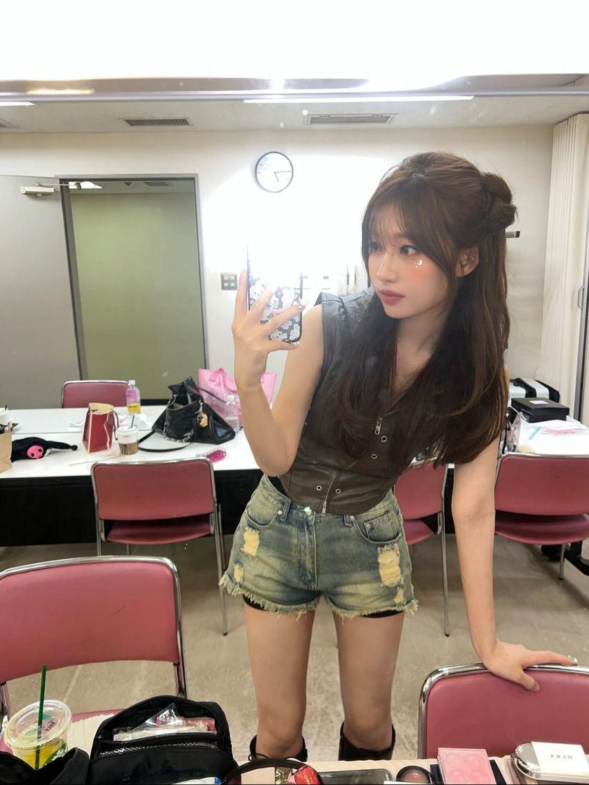 EVERGLOW (에버글로우) 시현4