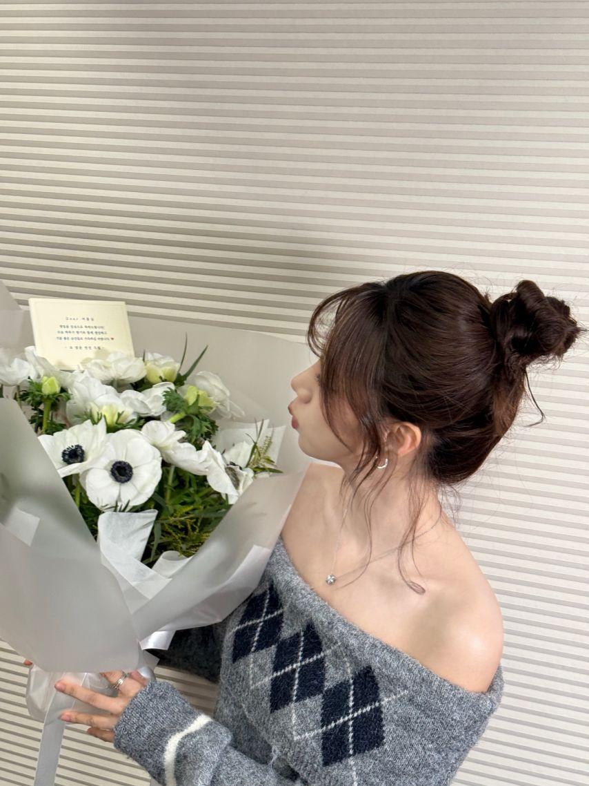 여름 우주소녀 인별 등 990110 생일1