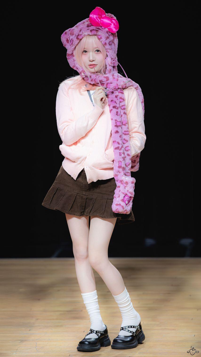 트리플에스 김채원2