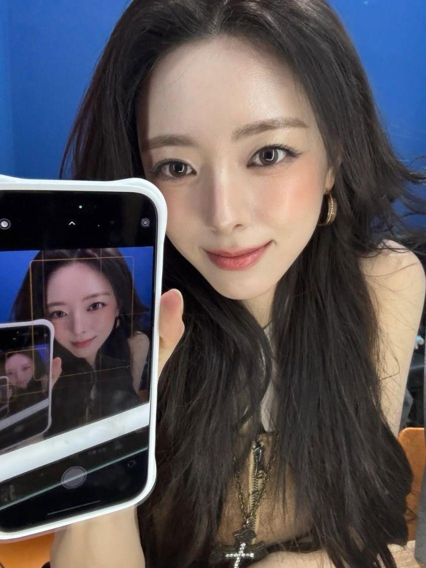 ITZY (있지) 유나1