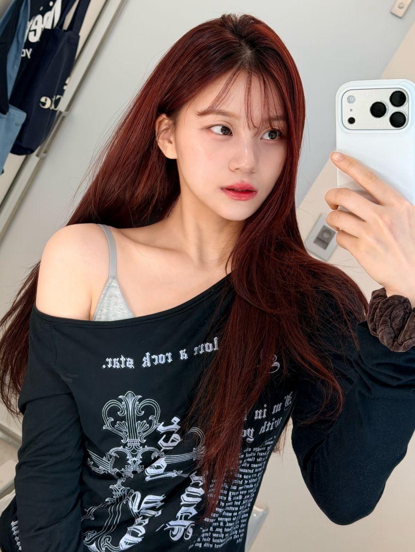 엄지 VIVIZ비비지 인별8