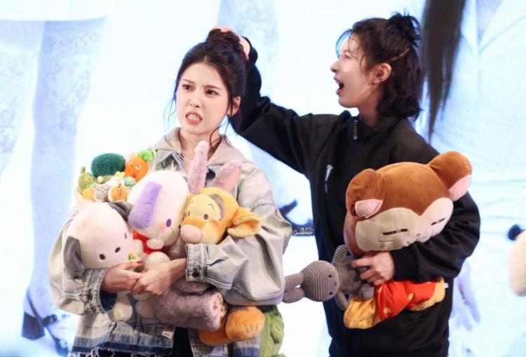 엔믹스 지우 배이2