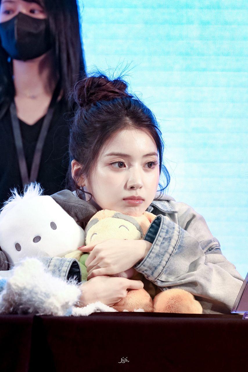 엔믹스 지우 배이8