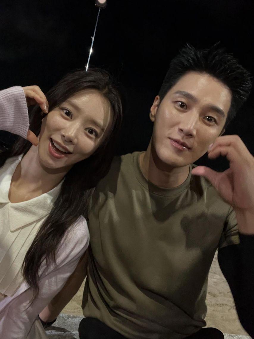 이주빈 인별 스프링피버 with 안보현 등1