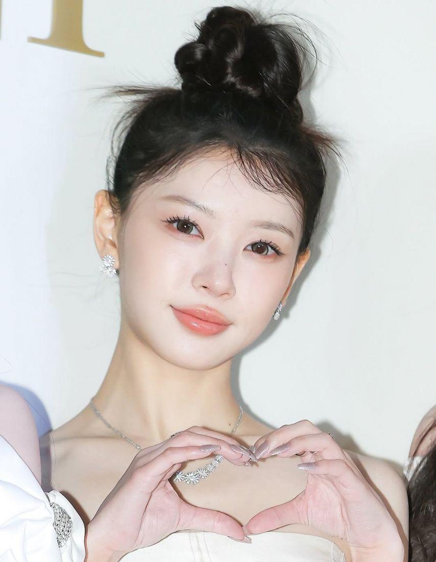 아일릿 (ILLIT) 모카2