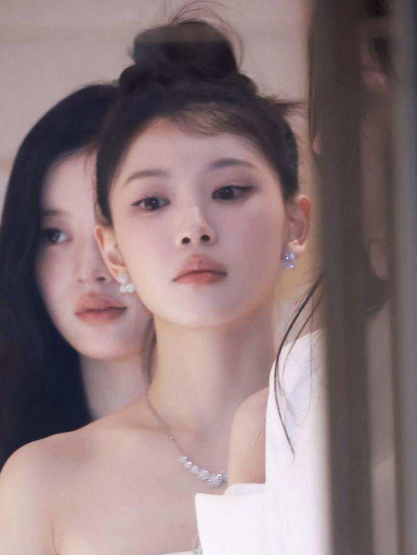 아일릿 (ILLIT) 모카5