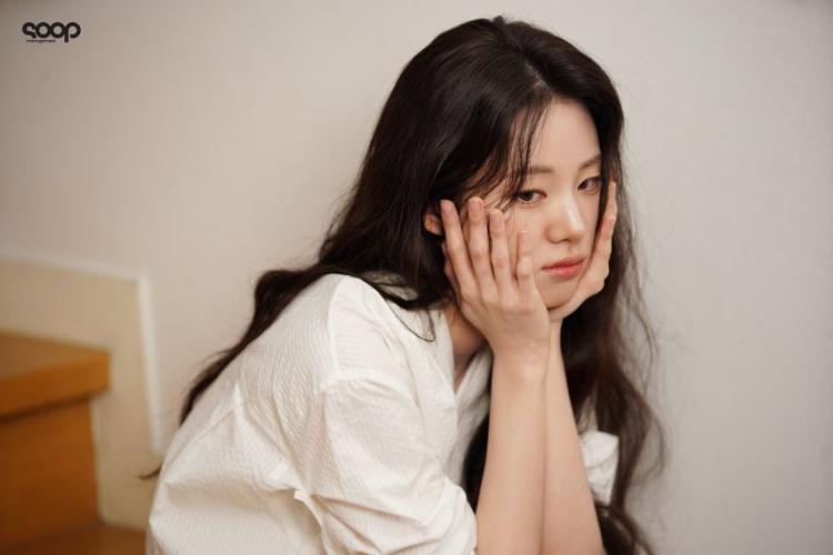 신시아 엘르 비하인드 with 추영우1