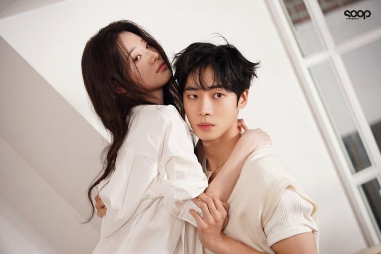 신시아 엘르 비하인드 with 추영우4