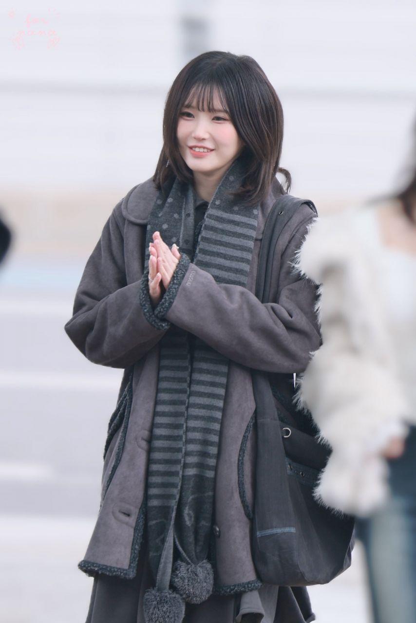 출국하는 송하영 (프로미스나인)0