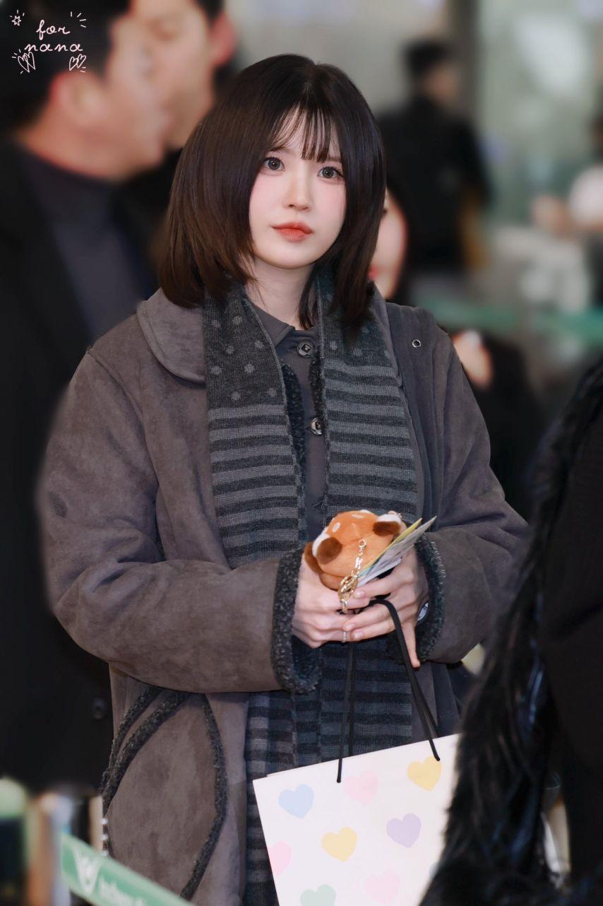 출국하는 송하영 (프로미스나인)5