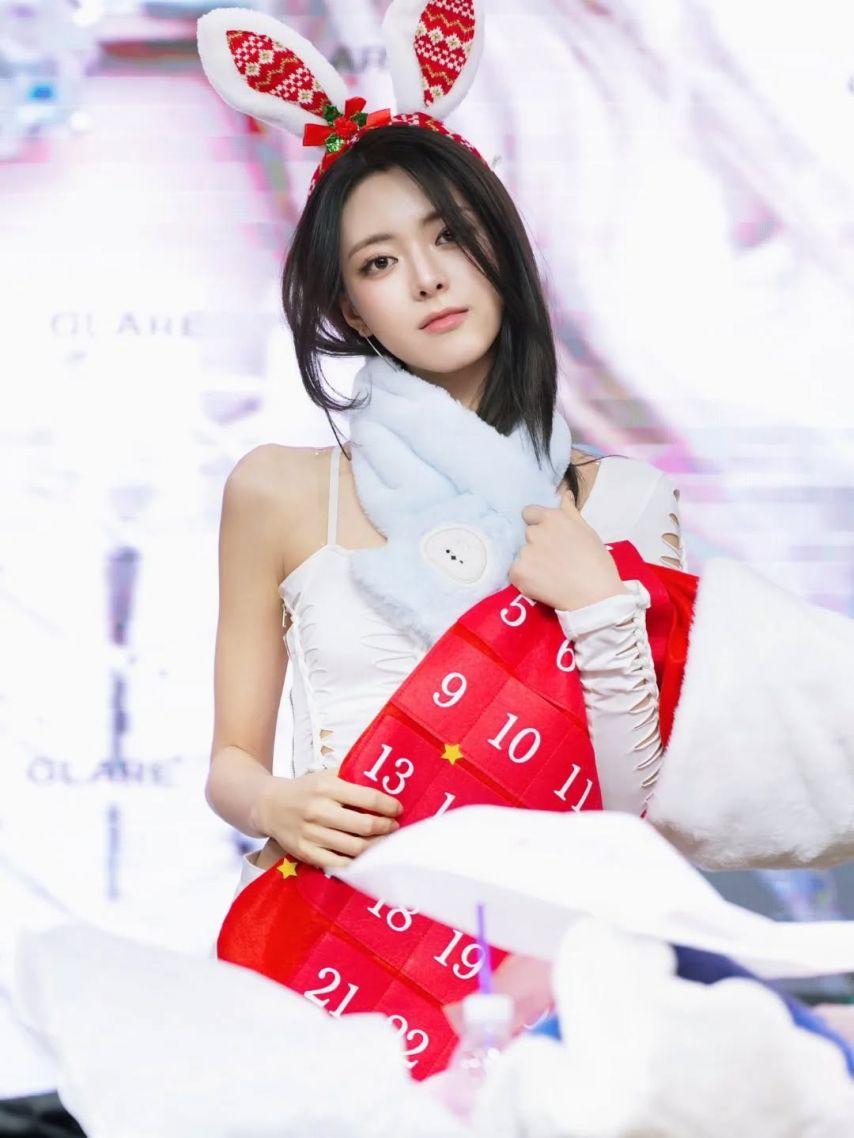 ITZY (있지) 유나8