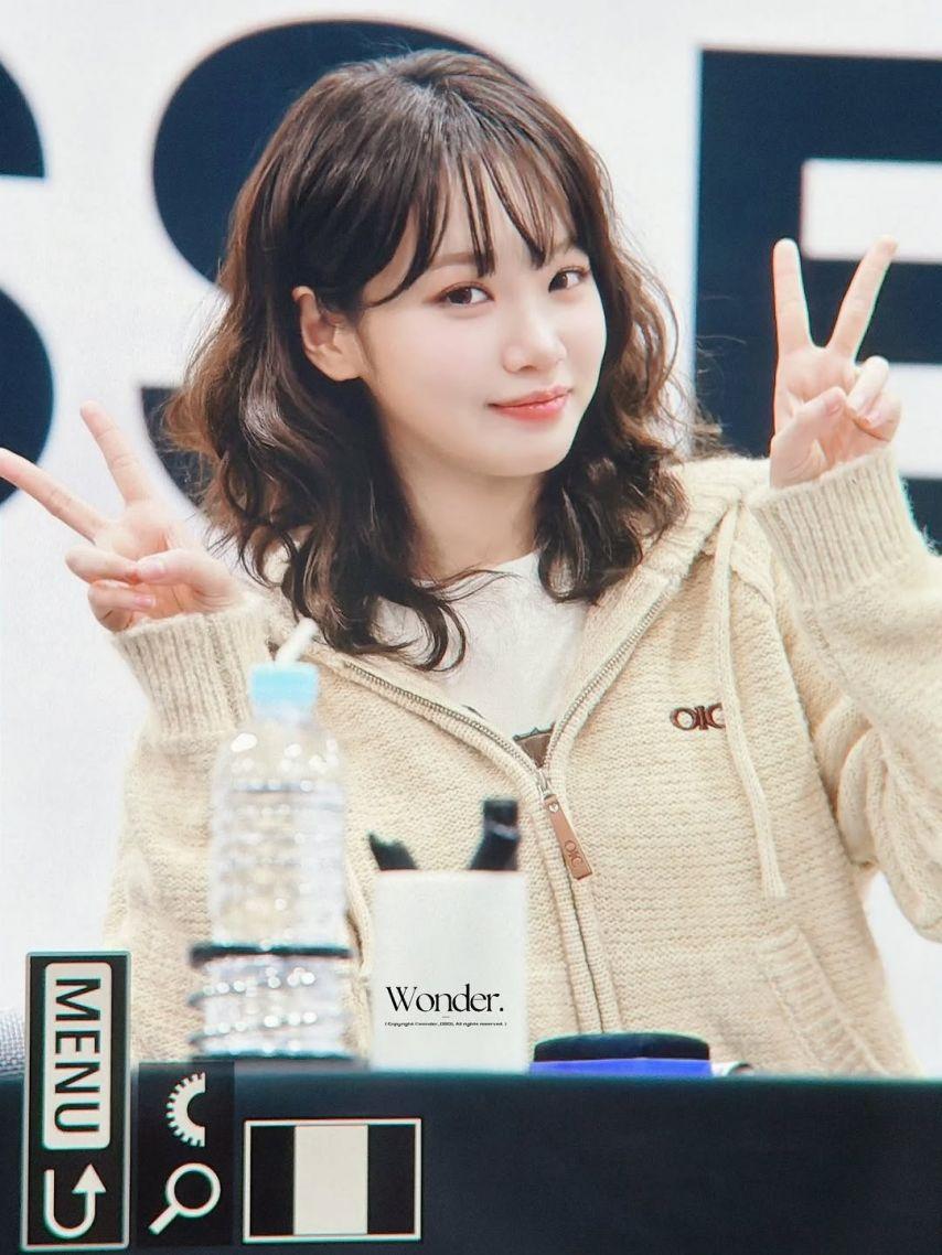 LE SSERAFIM (르세라핌) 김채원3