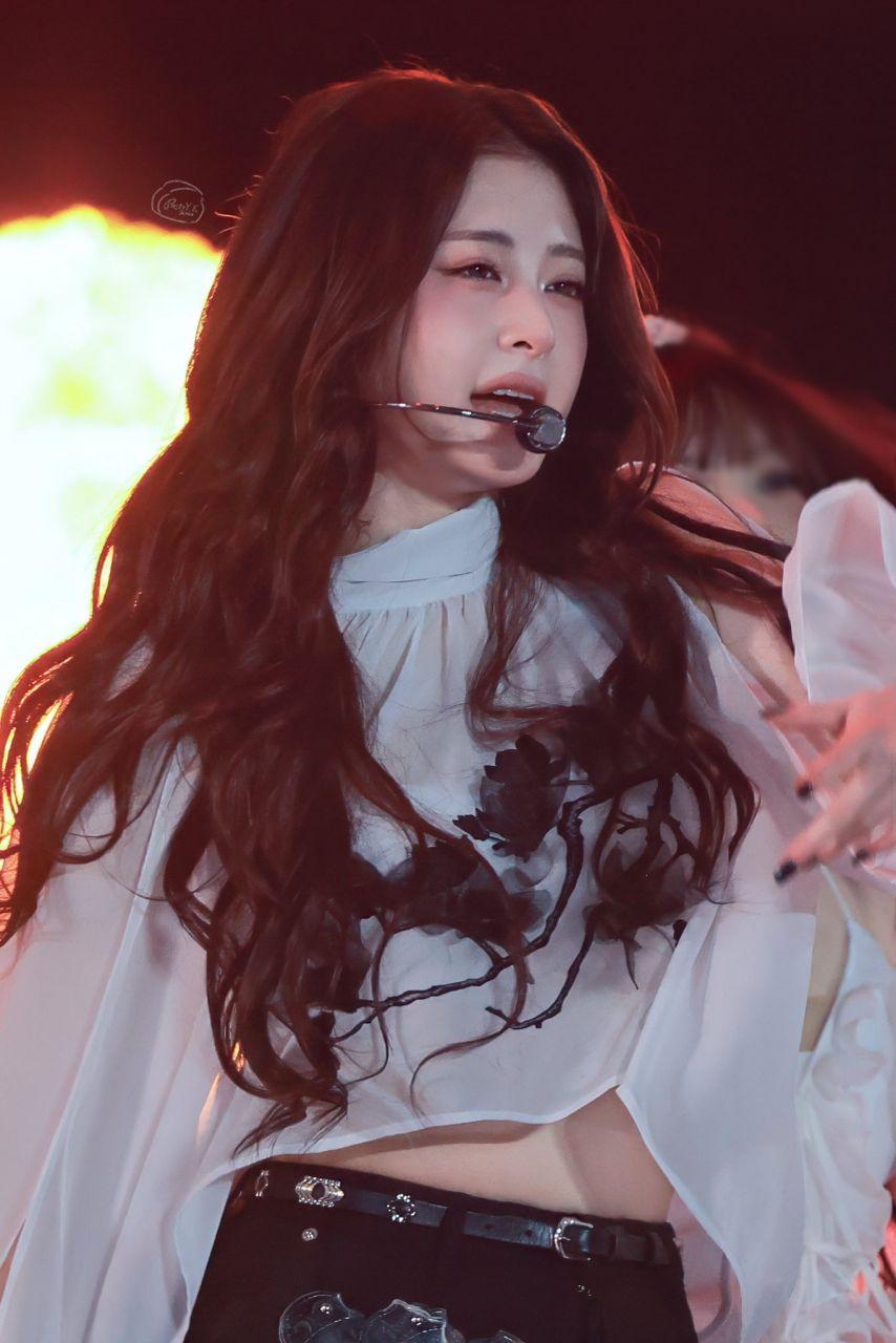 르세라핌 윤진16