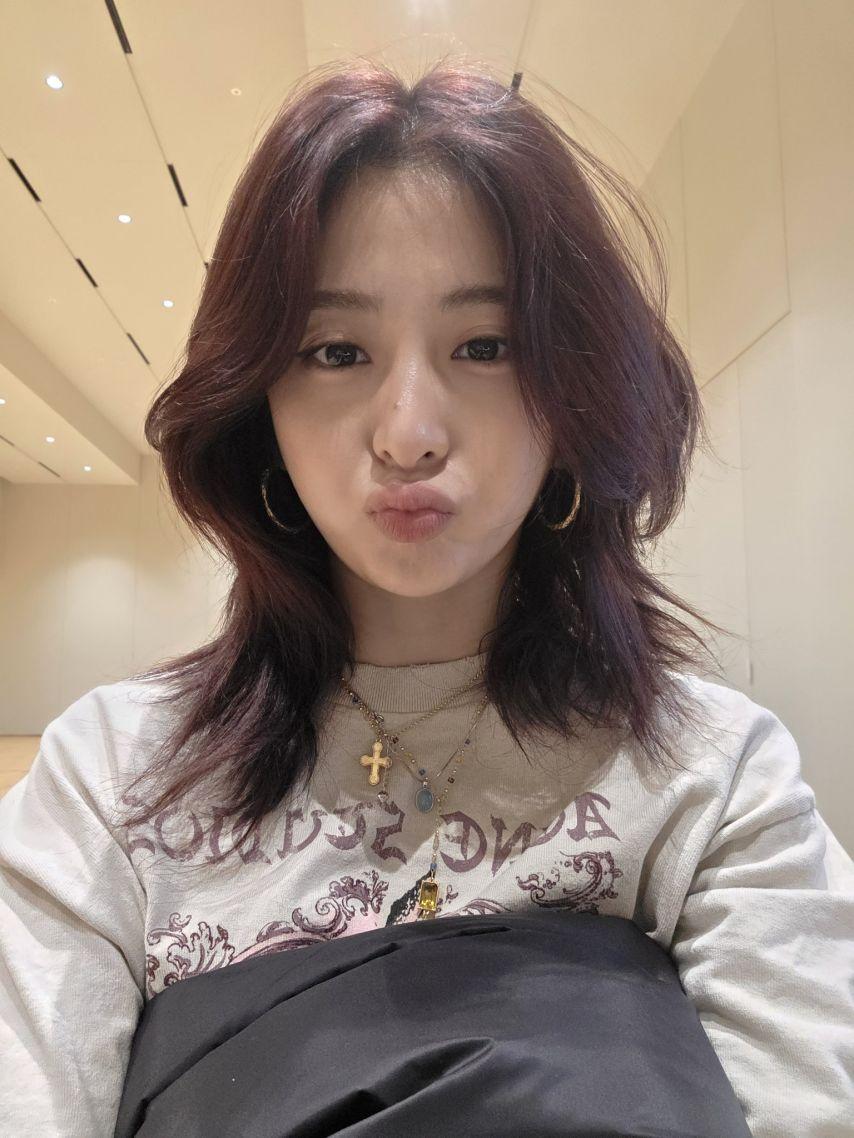 르세라핌 윤진25