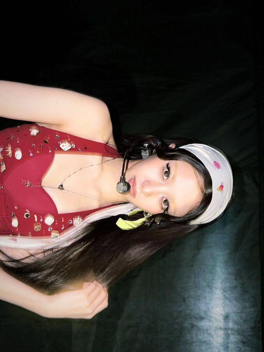 르세라핌 윤진42