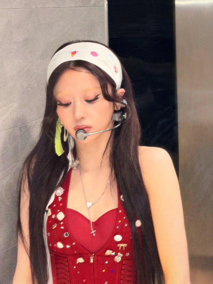 르세라핌 윤진43