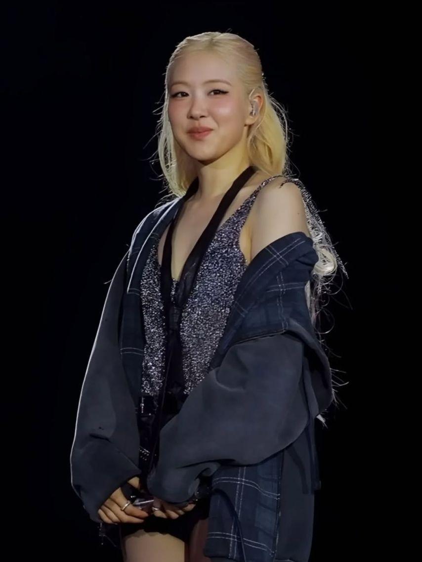 BLACKPINK (블랙핑크) 로제13