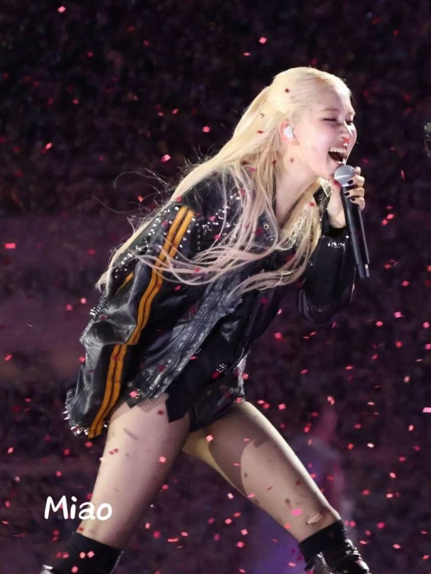 BLACKPINK (블랙핑크) 로제18