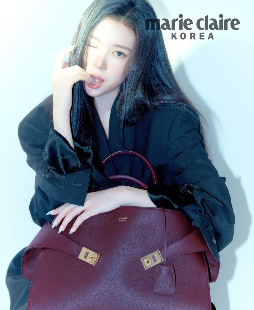 나린 MEOVV미야오 마리끌레르 x 페라가모7