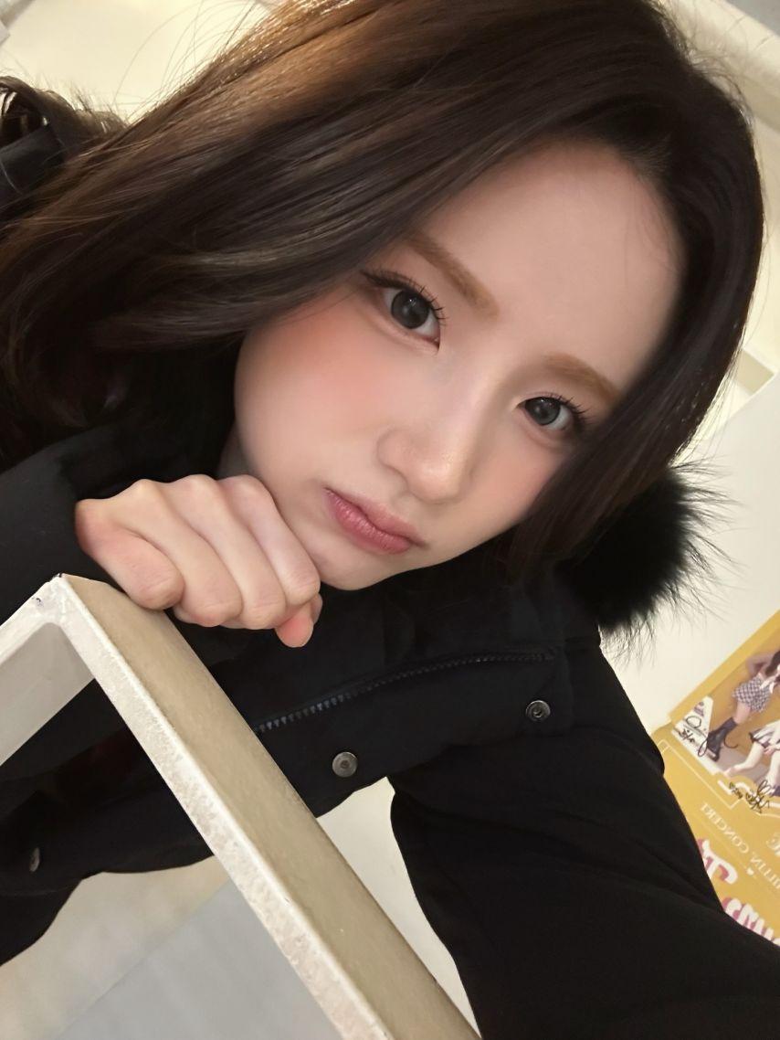 아이칠린 지윤0