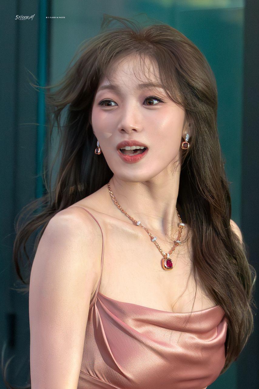 이성경 한국 뮤지컬 어워즈 레드카펫0