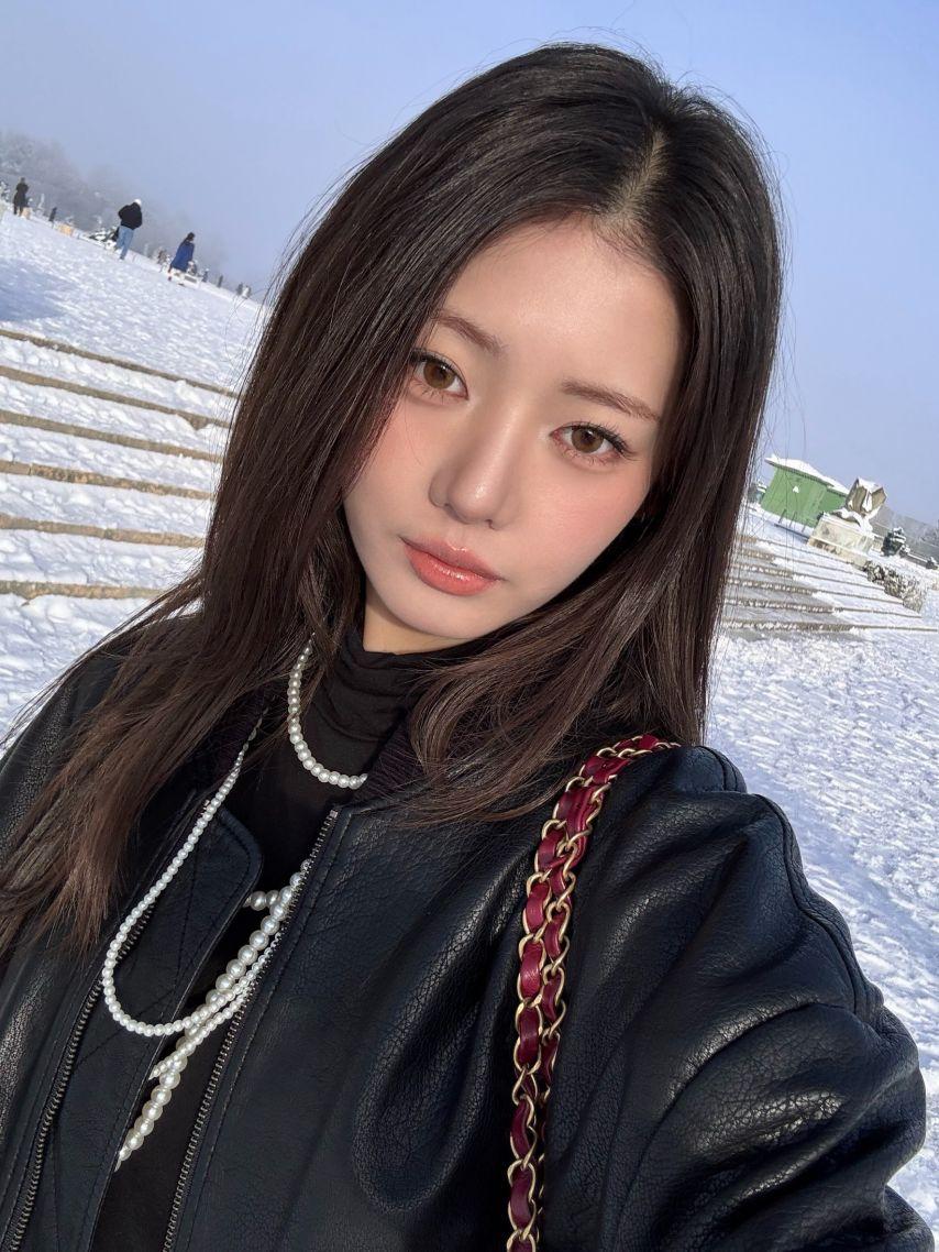 베이비몬스터 로라5