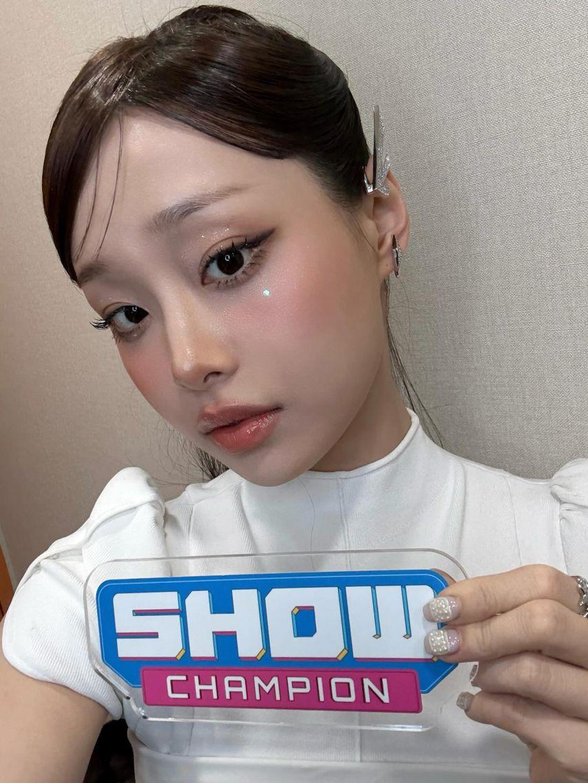 츄 쇼챔/ 인별/ 싱글즈/ STAGEMPICK1위/ 260121/ 지켜츄/ 릴스2