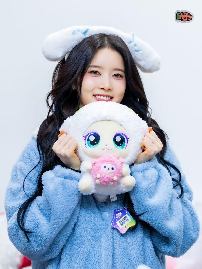 스테이씨 시은0