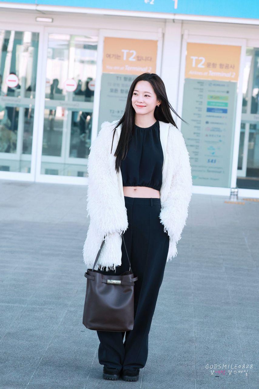 김세정 260122 ICN 출국3