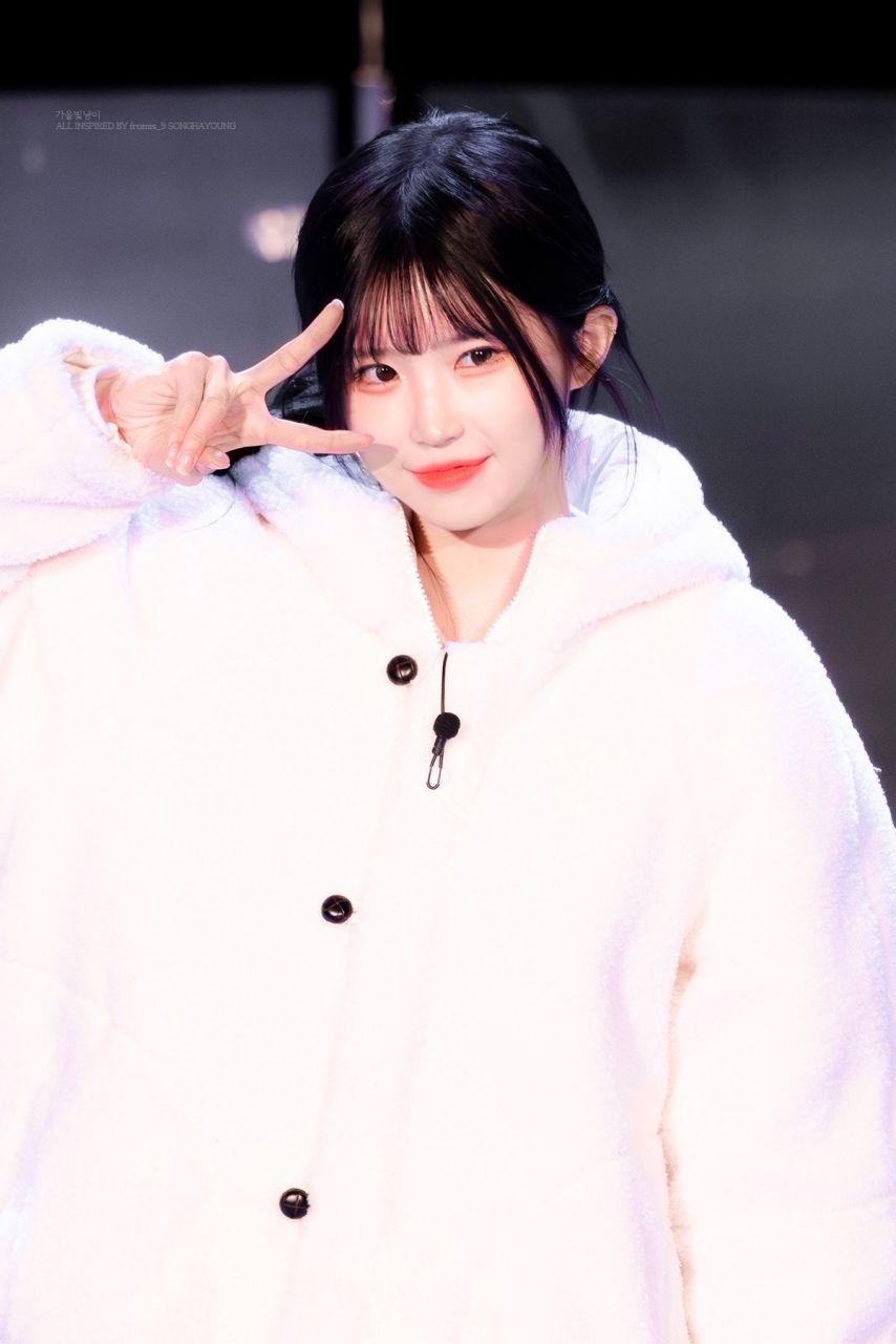 프로미스나인 송하영7