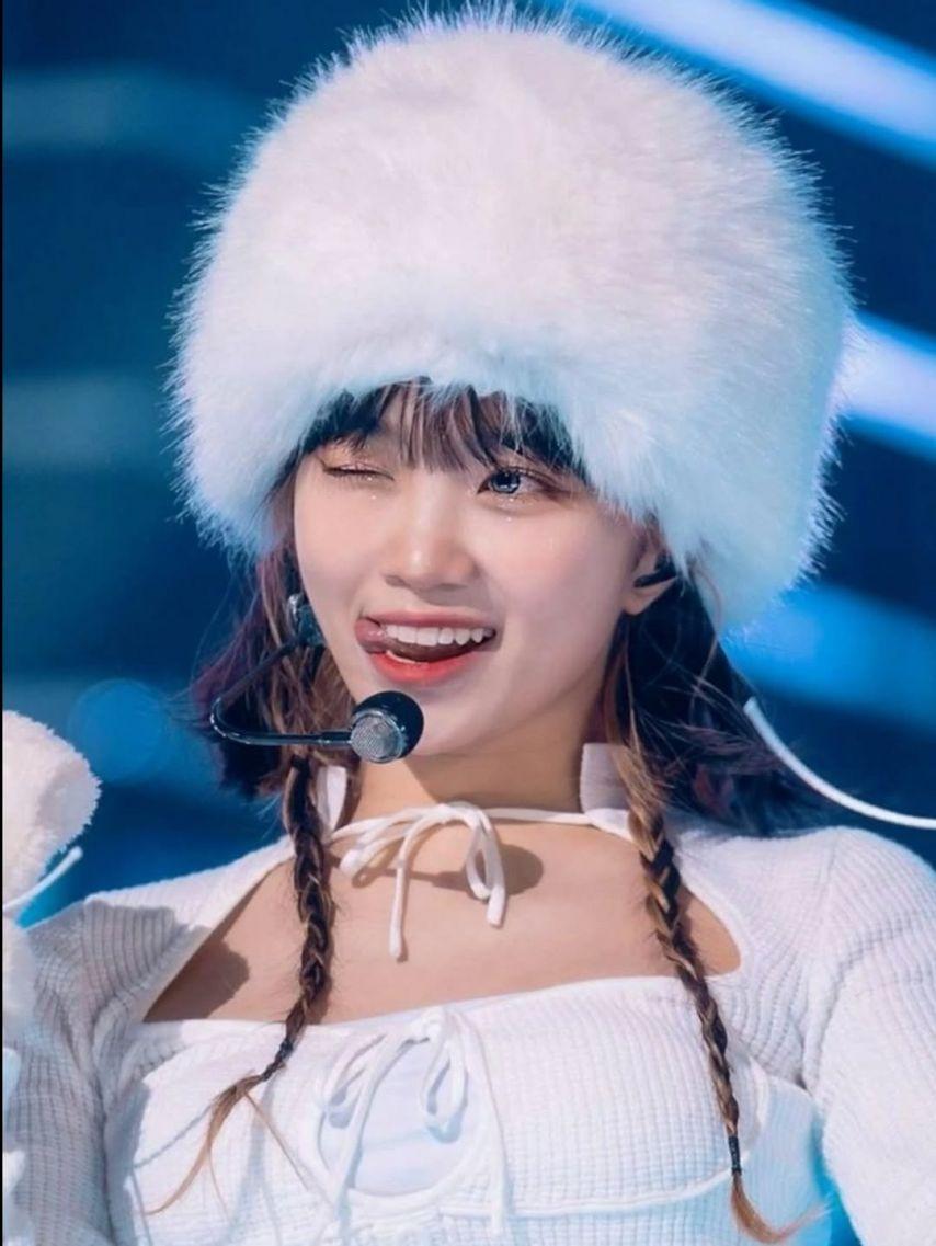 LE SSERAFIM (르세라핌) 김채원4