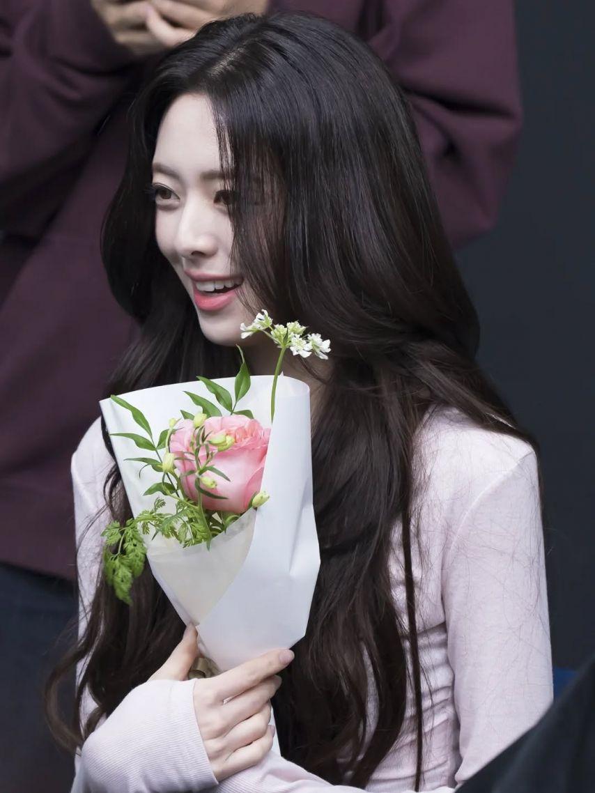 ITZY (있지) 유나2