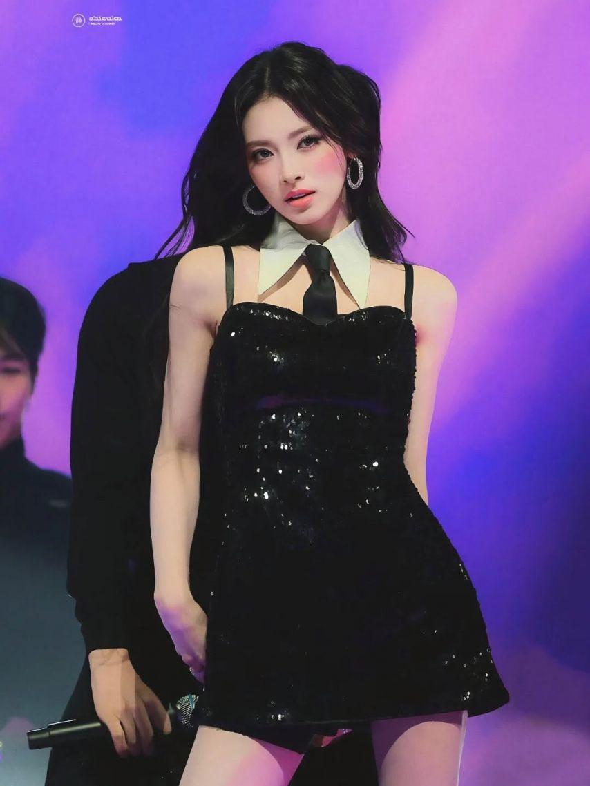 MEOVV (미야오) 안나7