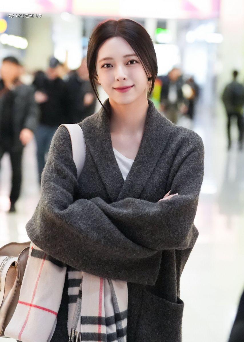 ITZY 유나 260124 출국4