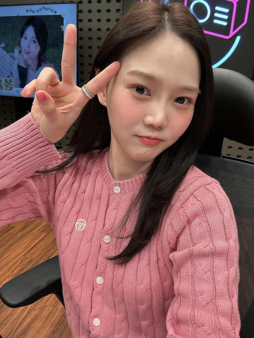 효정 오마이걸 볼륨을높여요1