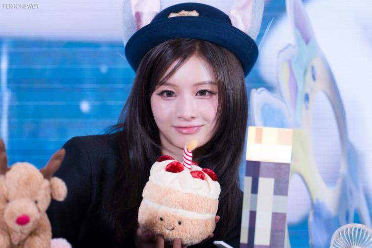 엔믹스 설윤 생일19