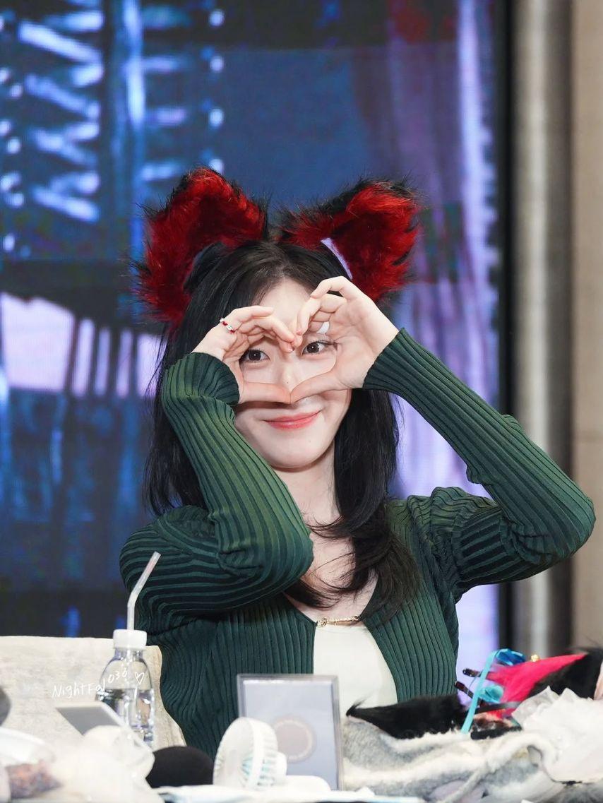 ITZY (있지) 채령2