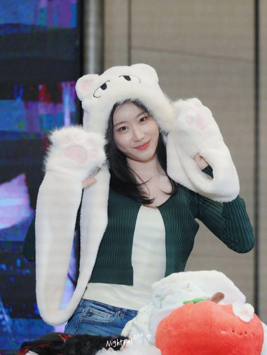 ITZY (있지) 채령5