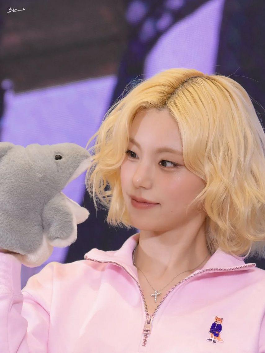 ITZY (있지) 예지7