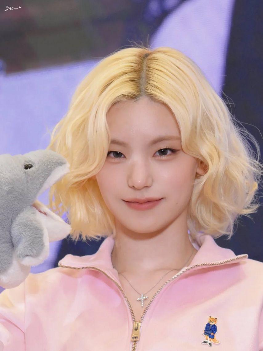 ITZY (있지) 예지8