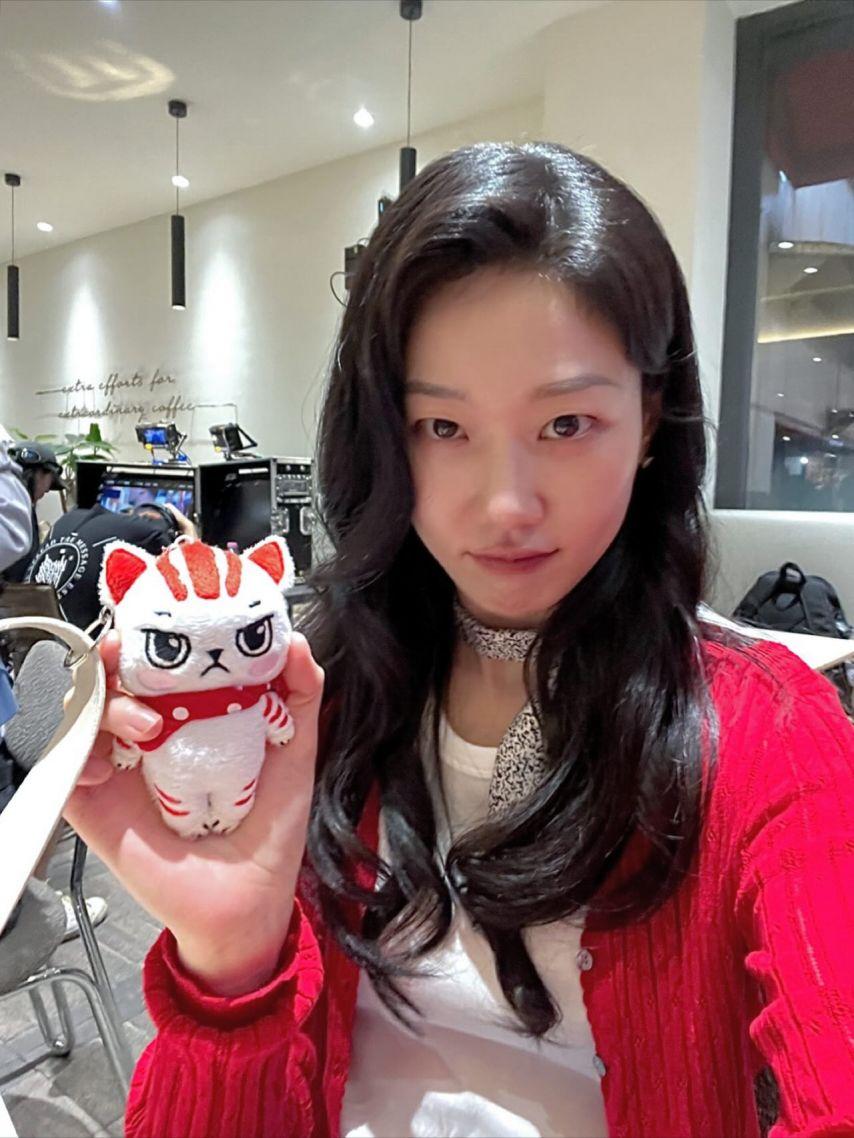 하윤경 인별 with 박신혜 최지수 강채영3