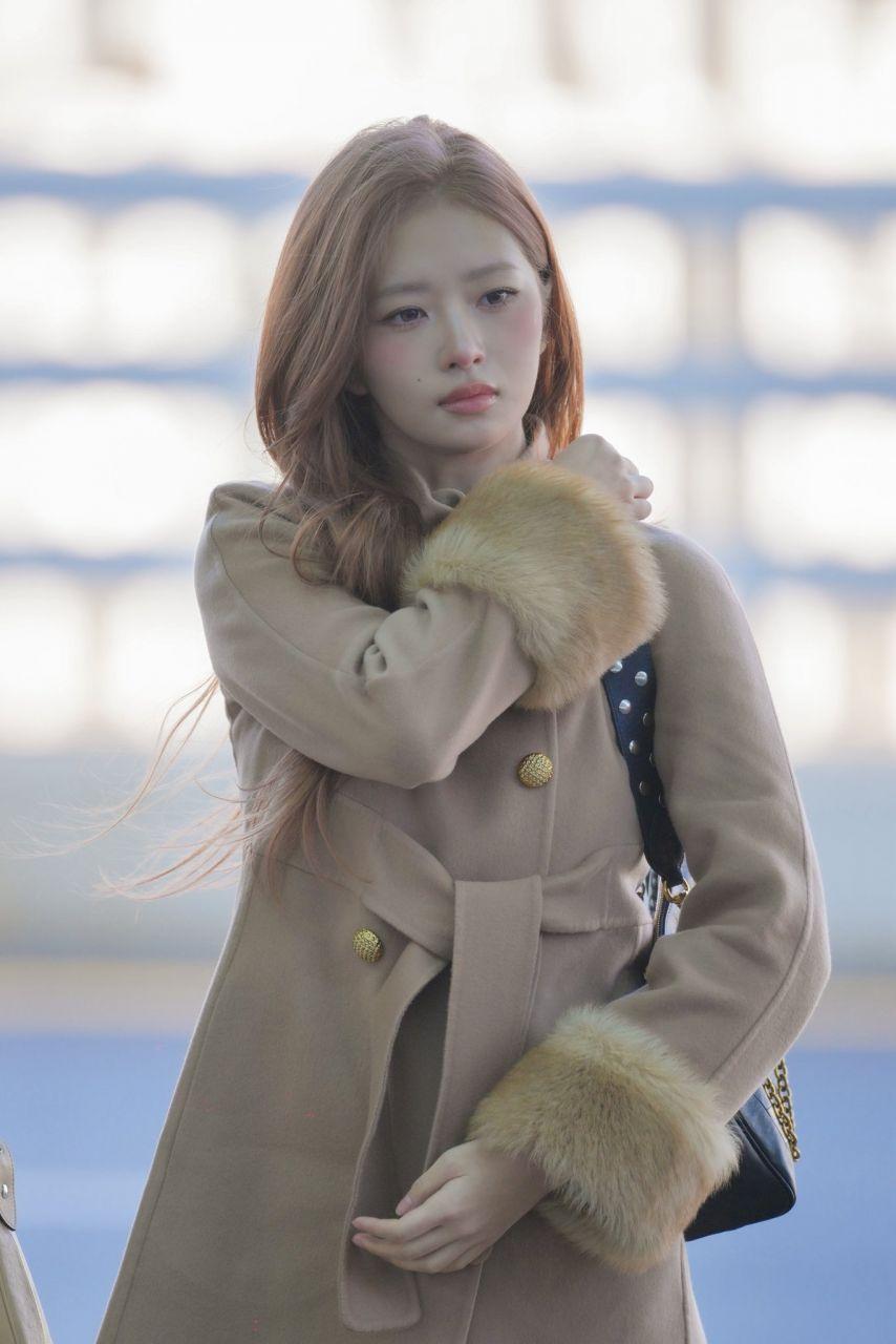 아이브 레이 오늘 출국9